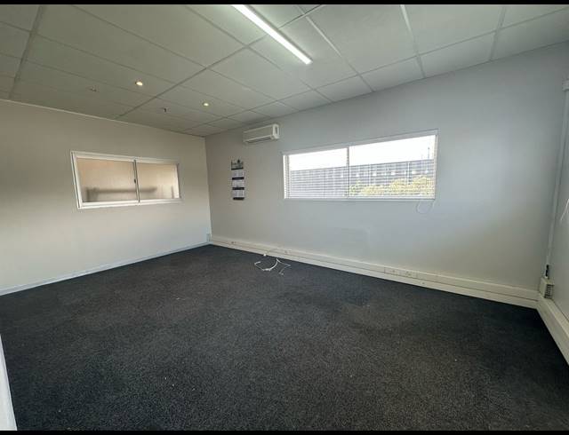 14,150M² WAREHOUSE TO LET IN TUNNEY